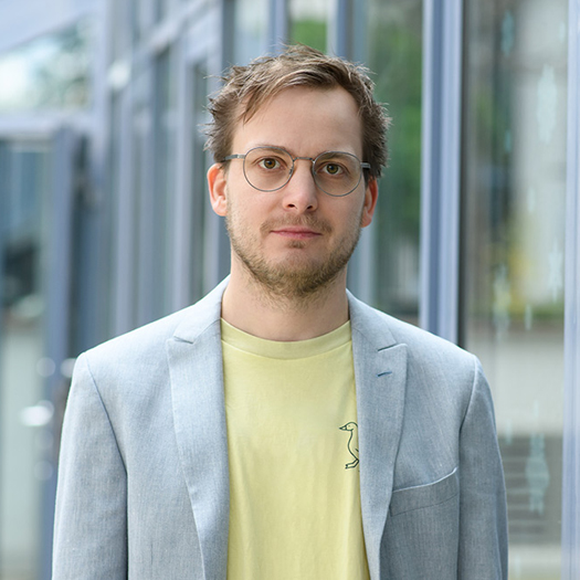 Simon Reif